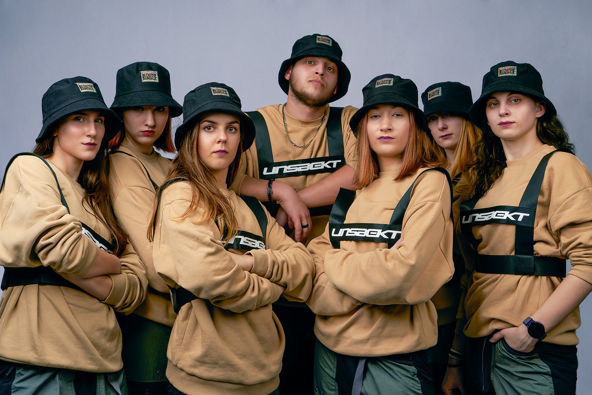 DRŽAVNI PODPRVAKI MALA SKUPINA ČLANI HIP HOP 4